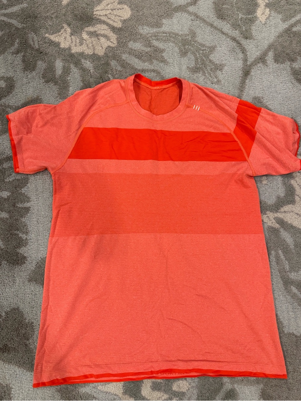 Men's Lululemon Shortsleeve